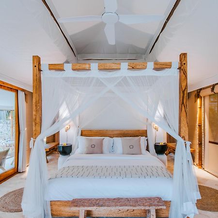 Driftwood Villas Lembongan Exterior photo