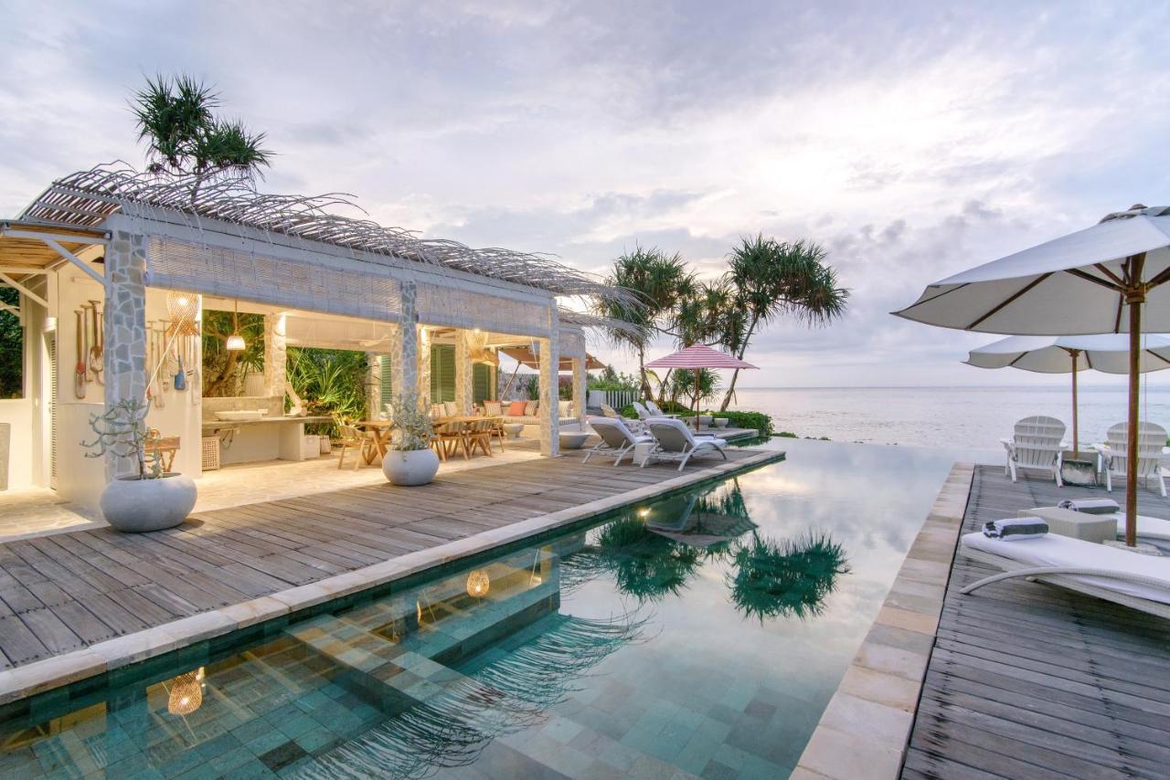 Driftwood Villas Lembongan Exterior photo